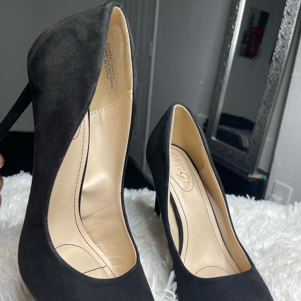 High heels - Picture 3 of 5